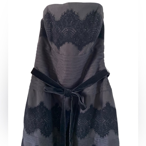 Sold!!!!!White House Black Market Lace Black Cocktail Dress - Picture 2 of 8